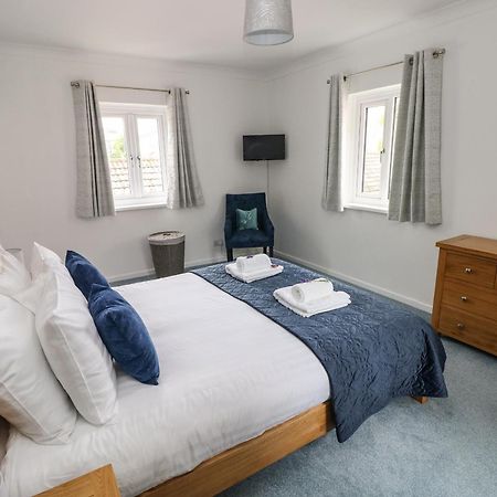 Mews Cottage คาร์มาเทน ภายนอก รูปภาพ