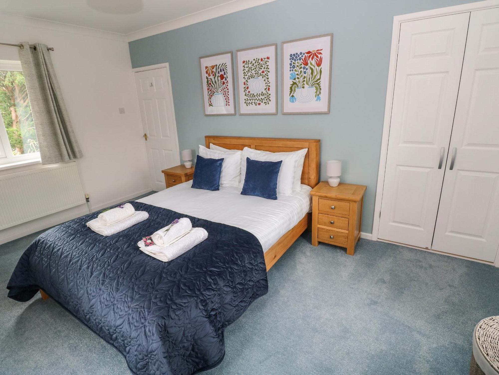 Mews Cottage คาร์มาเทน ภายนอก รูปภาพ